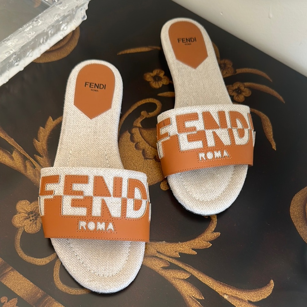 Fendi Roma Tan and Gray Slides